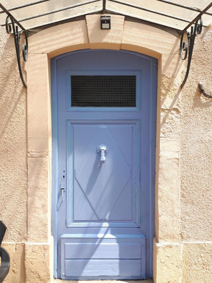 La Medeenne Alairac 외부 사진